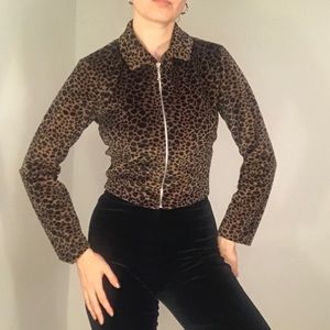 Vintage 90’s velvet leopard print crop jacket 🤎🐆